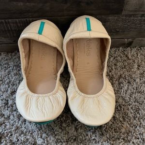 Size 6 Tieks